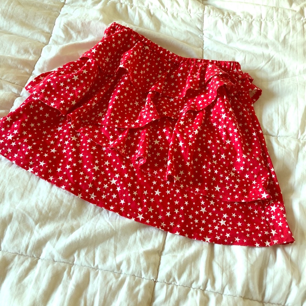 Red and white started skirt